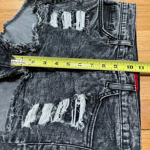 Akira Chicago Red Label Black Acid Wash Denim Shorts M Waist 29” Rise 10” EUC - Picture 5 of 8